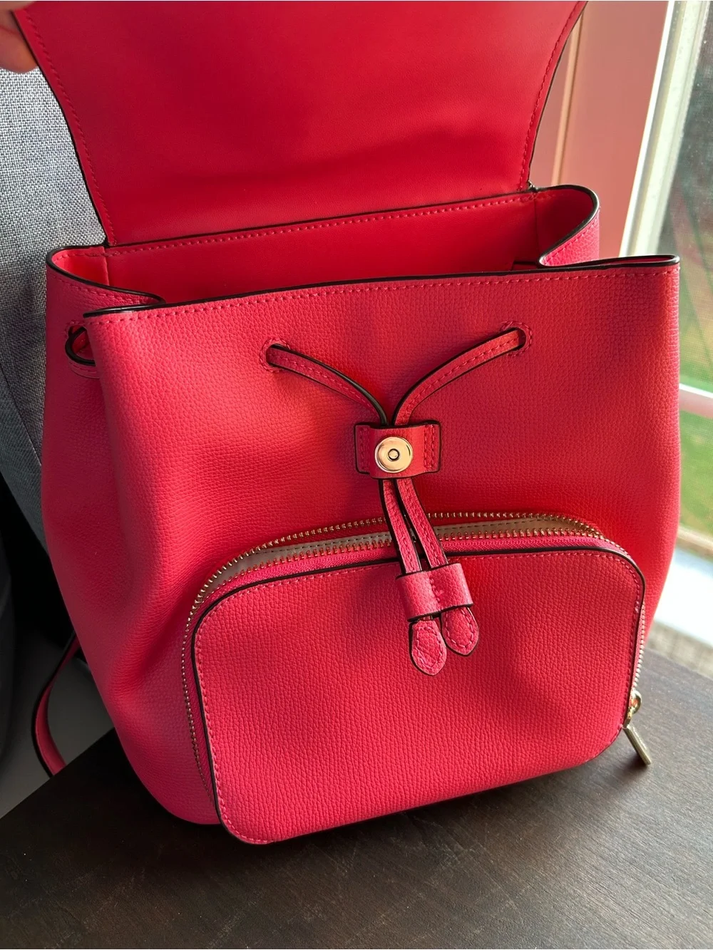 kate spade compact pebbled